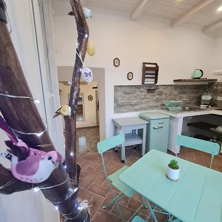 Casa Luna Centro Storico * Σαν Ρέμο