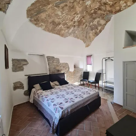 Casa Luna Centro Storico Σαν Ρέμο