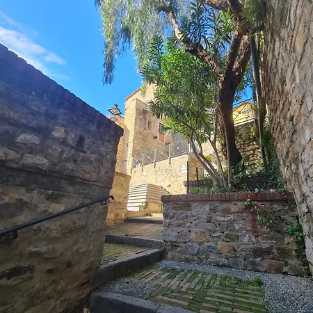 Casa Luna Centro Storico Σαν Ρέμο