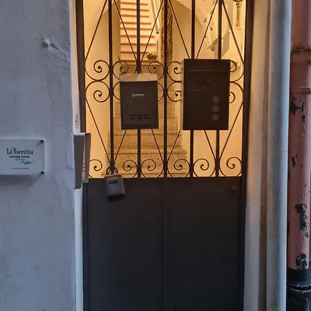 Casa Luna Centro Storico Σαν Ρέμο